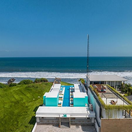 Abian Kapas Beach House Selemadeg エクステリア 写真