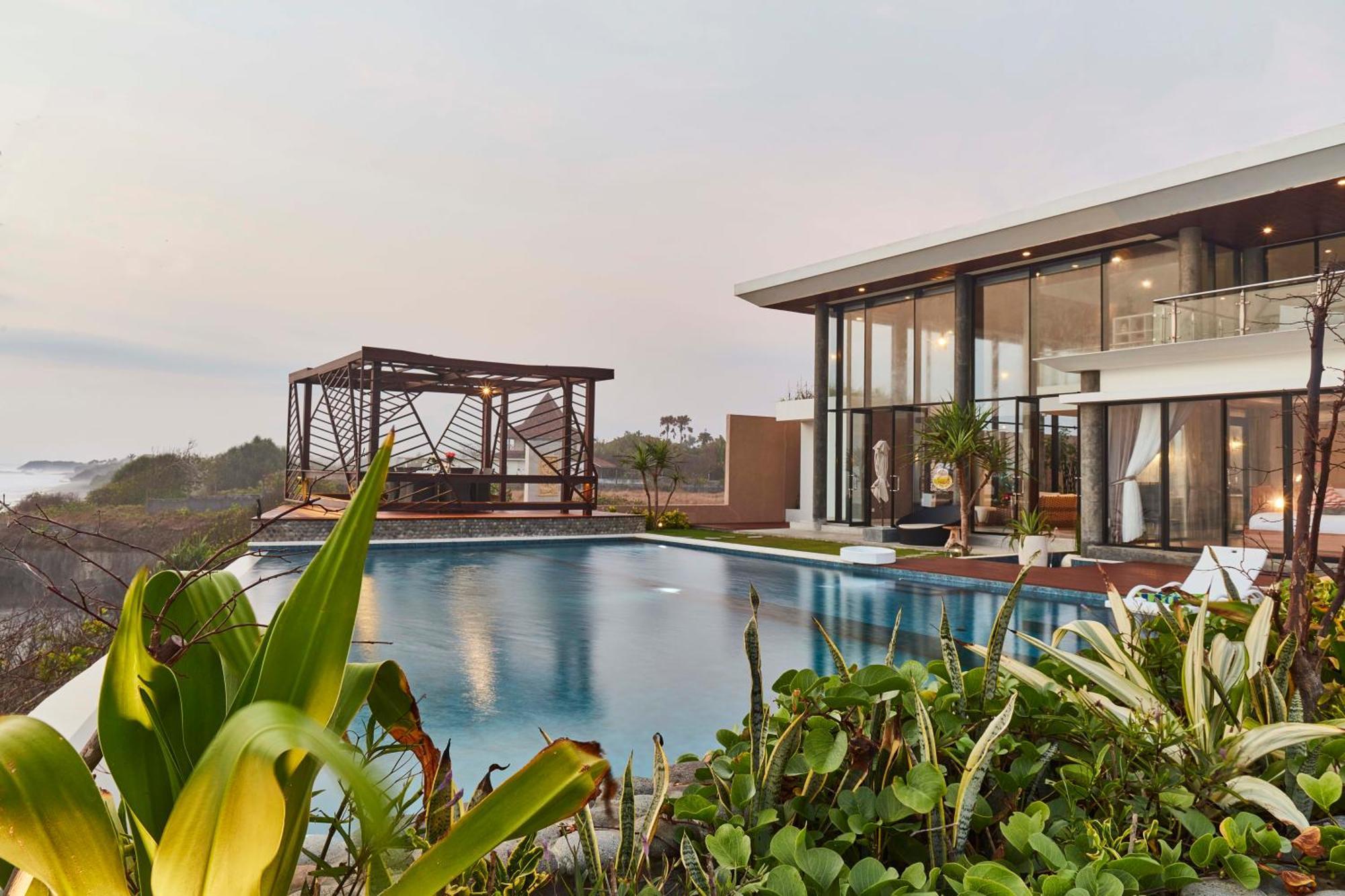 Abian Kapas Beach House Selemadeg エクステリア 写真